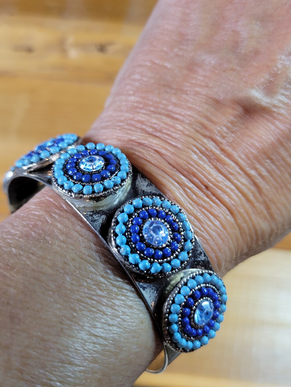 Retro Aqua & Royal Blue Beaded Silver-Tone Cuff Bracelet Vintage Costume Jewelry